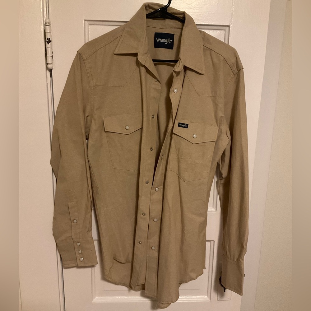 Wrangler button down shirt